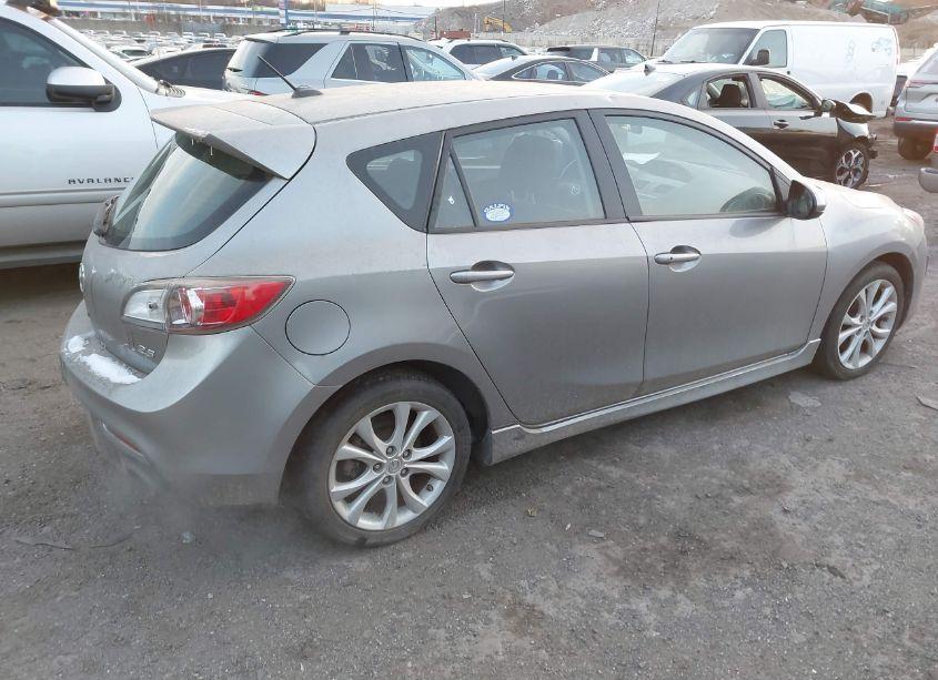 Photo 4 of 2010 Mazda Mazda3 S SPORT (VIN JM1BL1H61A1338808)