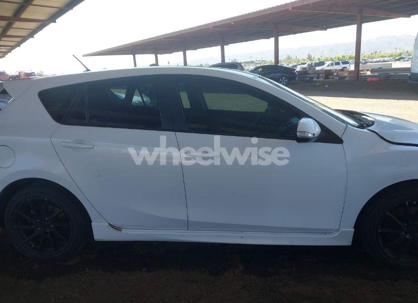 Photo 13 of 2010 Mazda Mazda3 S GRAND TOURING (VIN JM1BL1H62A1129724)