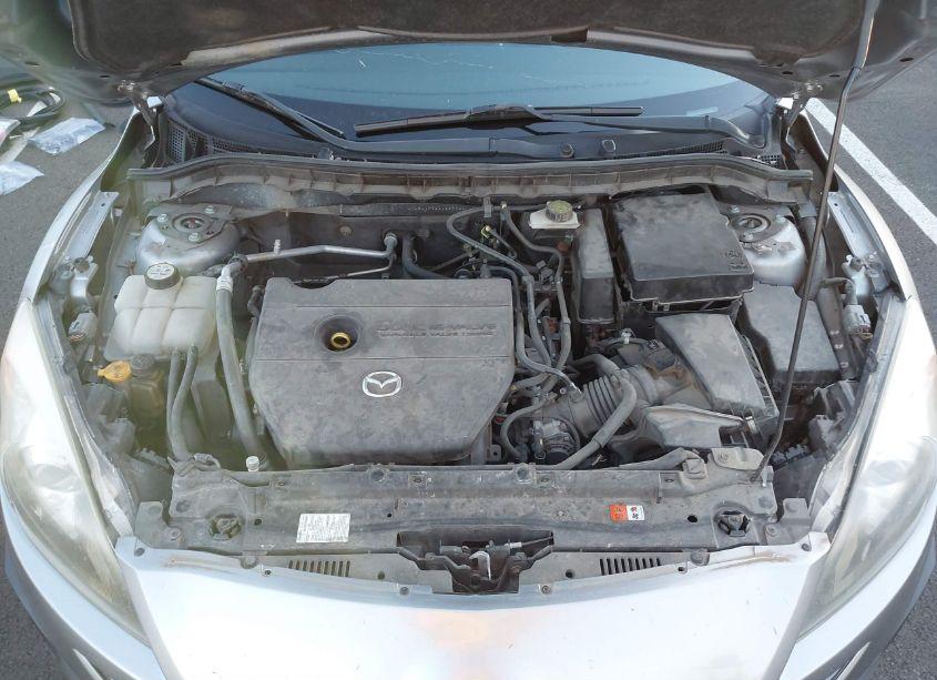 Photo 10 of 2010 Mazda Mazda3 S GRAND TOURING (VIN JM1BL1H62A1295841)