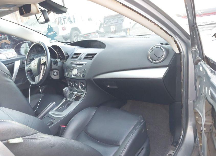 Photo 5 of 2010 Mazda Mazda3 S GRAND TOURING (VIN JM1BL1H62A1295841)