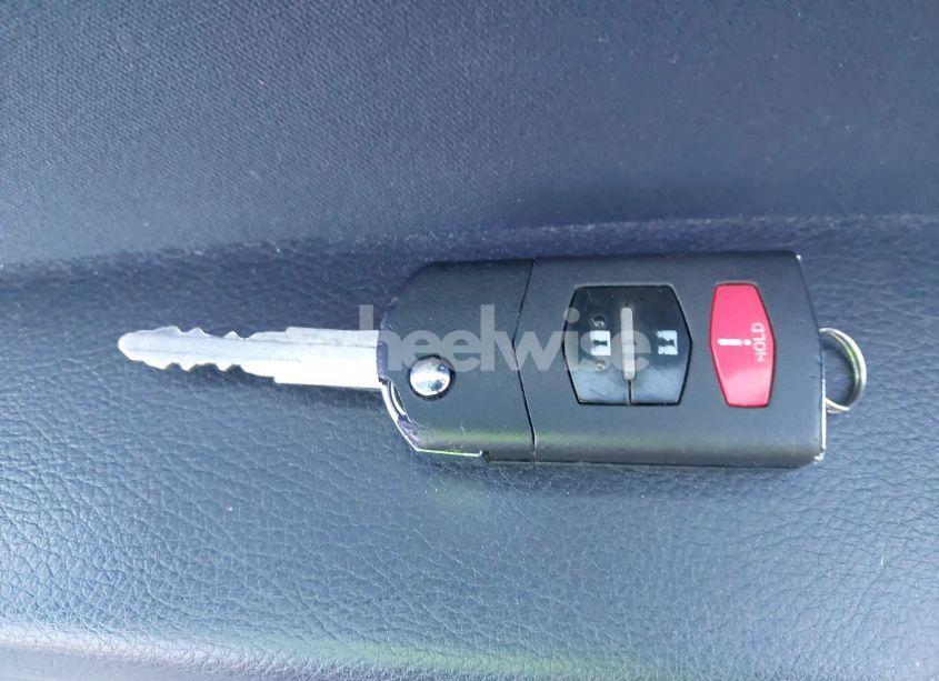 Photo 11 of 2010 Mazda Mazda3 S SPORT (VIN JM1BL1H64A1149716)