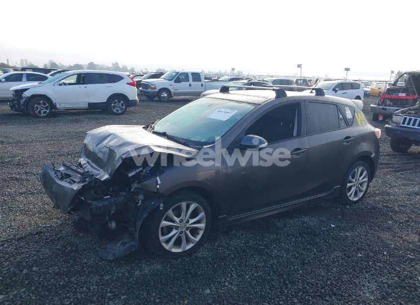 Photo 2 of 2010 Mazda Mazda3 S SPORT (VIN JM1BL1H64A1164541)