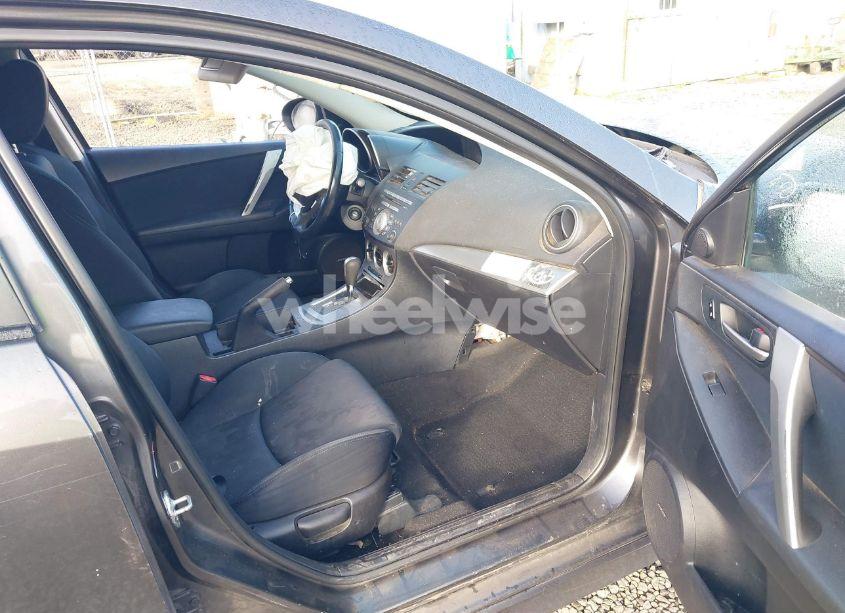 Photo 5 of 2010 Mazda Mazda3 S SPORT (VIN JM1BL1H64A1164541)