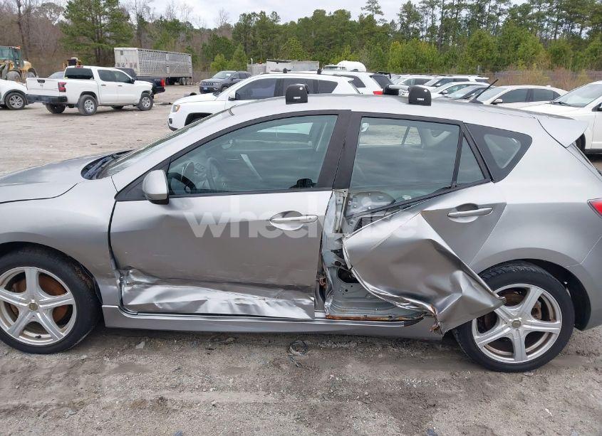 Photo 14 of 2010 Mazda Mazda3 S SPORT (VIN JM1BL1H65A1322143)
