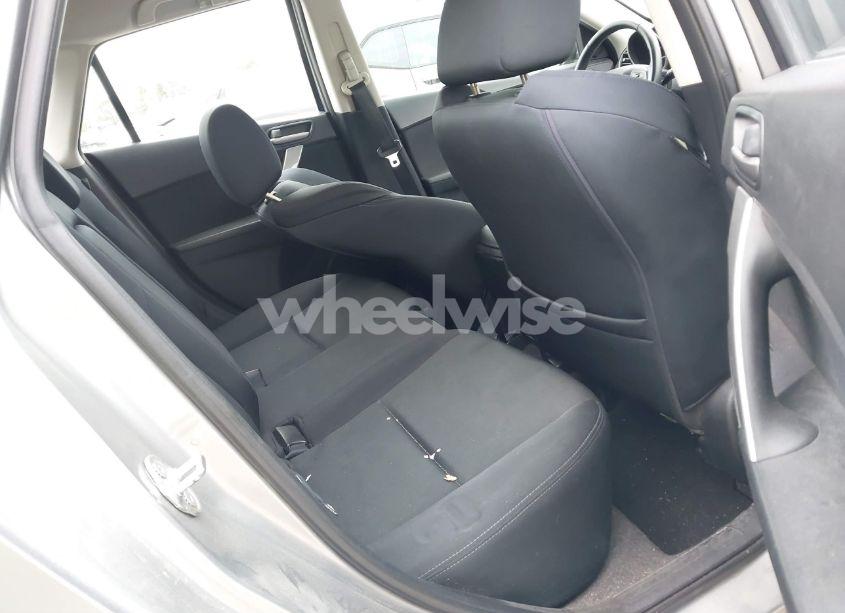 Photo 8 of 2010 Mazda Mazda3 S SPORT (VIN JM1BL1H65A1322143)