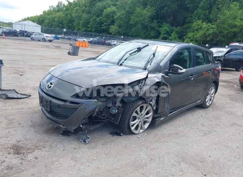 Photo 2 of 2010 Mazda Mazda3 S SPORT (VIN JM1BL1H68A1113320)