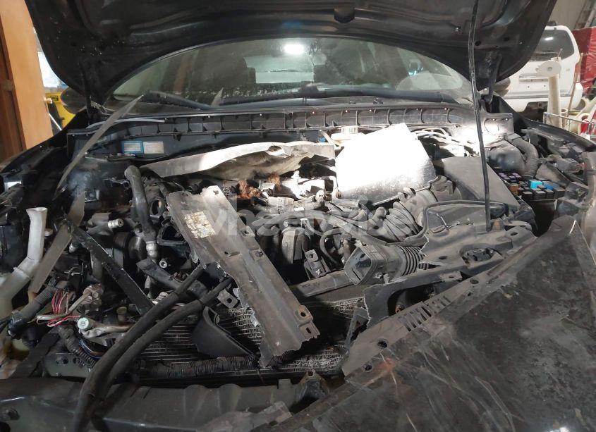 Photo 10 of 2010 Mazda Mazda3 S GRAND TOURING (VIN JM1BL1H68A1131428)