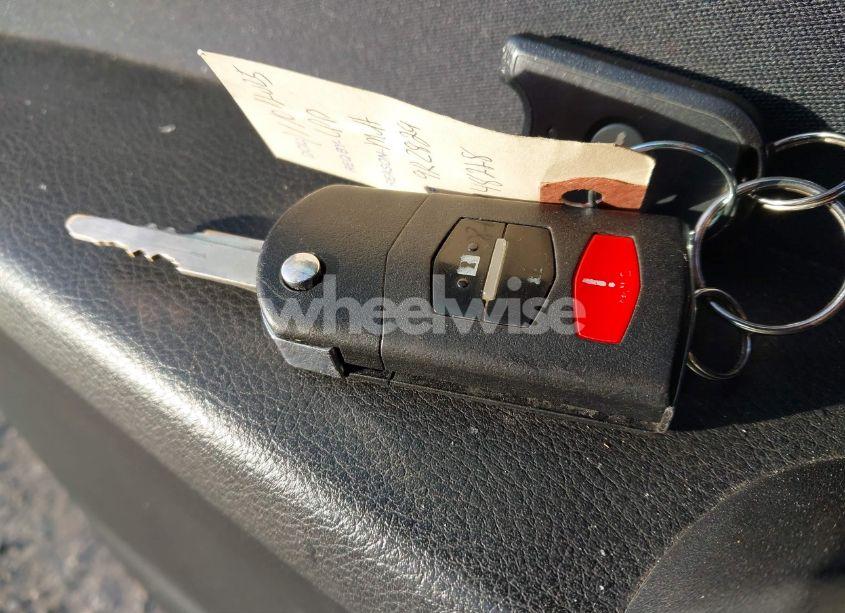 Photo 11 of 2010 Mazda Mazda3 S SPORT (VIN JM1BL1H68A1148228)