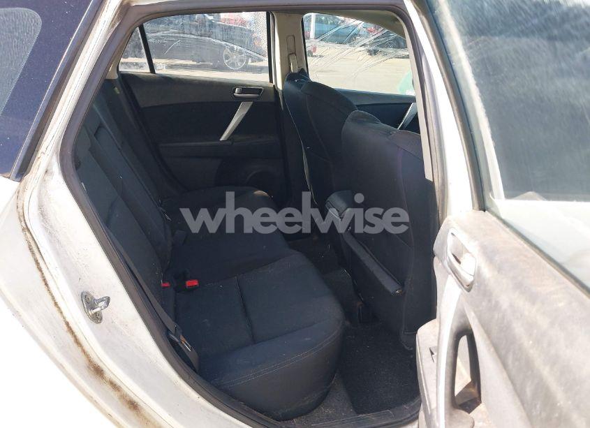 Photo 8 of 2010 Mazda Mazda3 S SPORT (VIN JM1BL1H68A1199342)