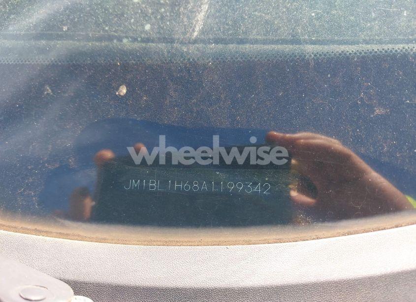 Photo 9 of 2010 Mazda Mazda3 S SPORT (VIN JM1BL1H68A1199342)