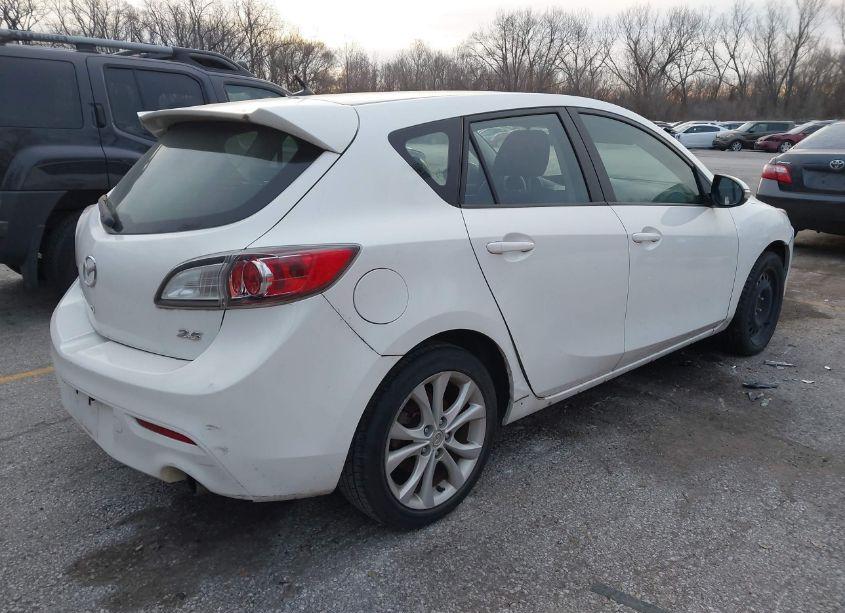 Photo 4 of 2010 Mazda Mazda3 S SPORT (VIN JM1BL1H69A1175325)