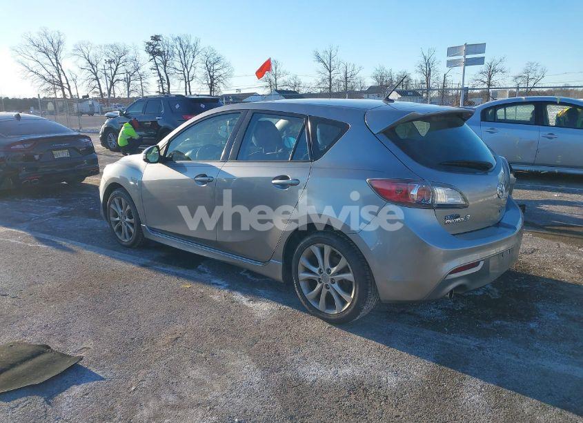 Photo 3 of 2010 Mazda Mazda3 S SPORT (VIN JM1BL1H69A1229397)