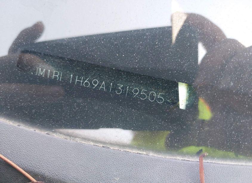 Photo 9 of 2010 Mazda Mazda3 S SPORT (VIN JM1BL1H69A1319505)