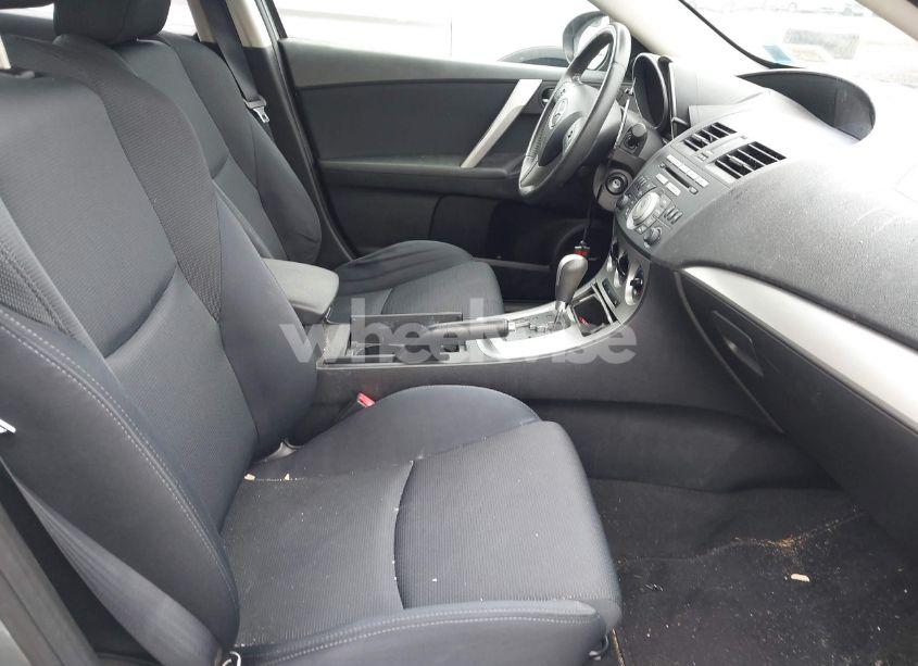 Photo 5 of 2010 Mazda Mazda3 S SPORT (VIN JM1BL1H6XA1180579)