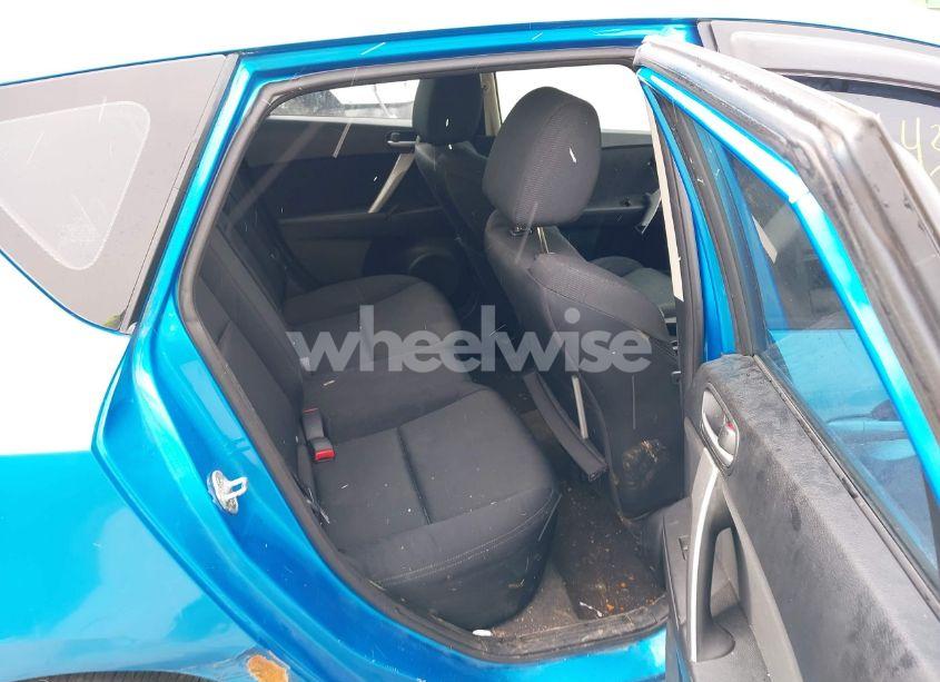 Photo 8 of 2010 Mazda Mazda3 S SPORT (VIN JM1BL1H6XA1200135)