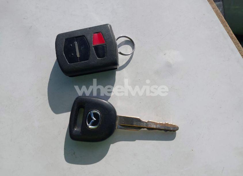 Photo 11 of 2010 Mazda Mazda3 S SPORT (VIN JM1BL1H6XA1276003)