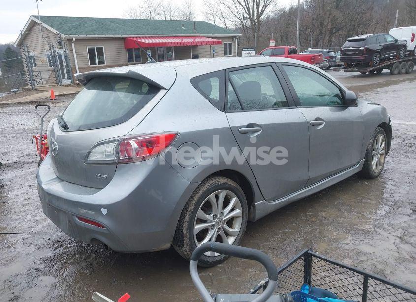 Photo 4 of 2010 Mazda Mazda3 S SPORT (VIN JM1BL1H6XA1328410)
