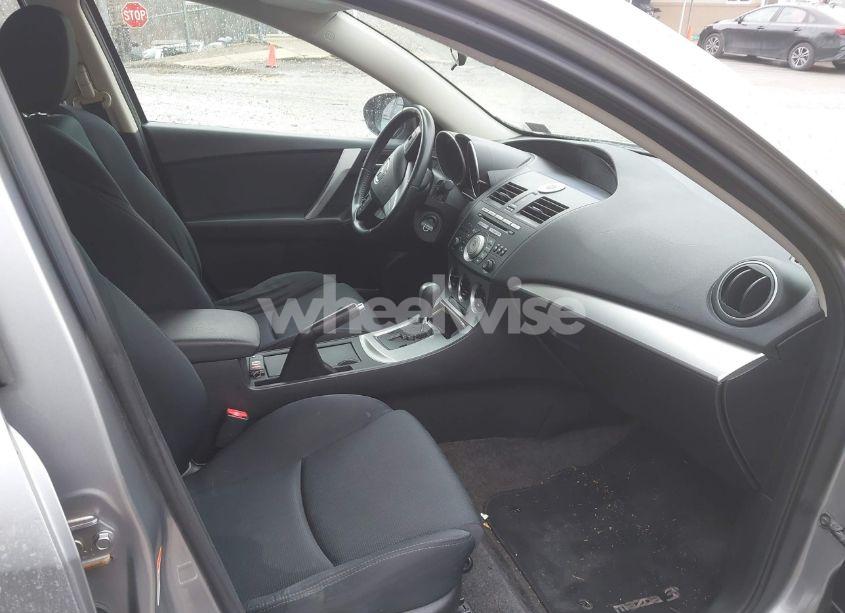 Photo 5 of 2010 Mazda Mazda3 S SPORT (VIN JM1BL1H6XA1328410)