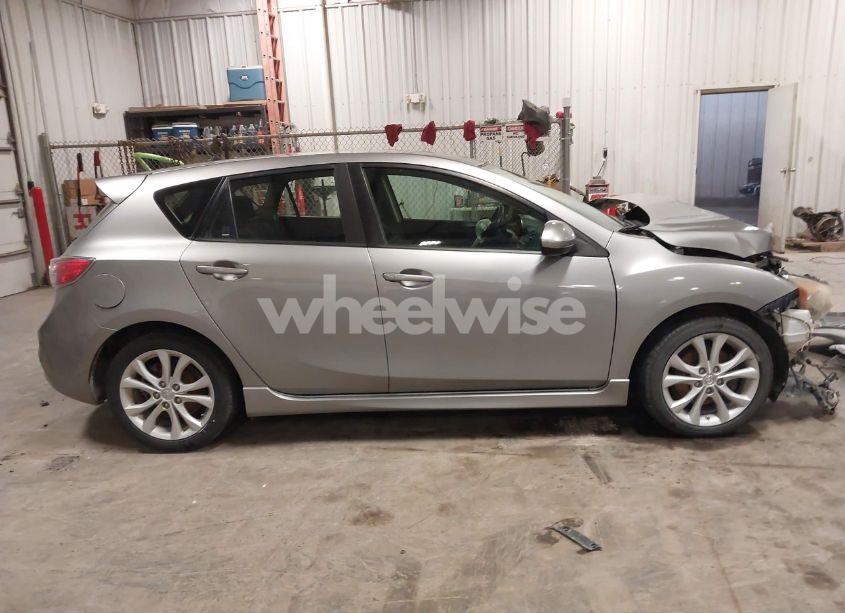 Photo 13 of 2011 Mazda Mazda3 S SPORT (VIN JM1BL1K52B1496866)
