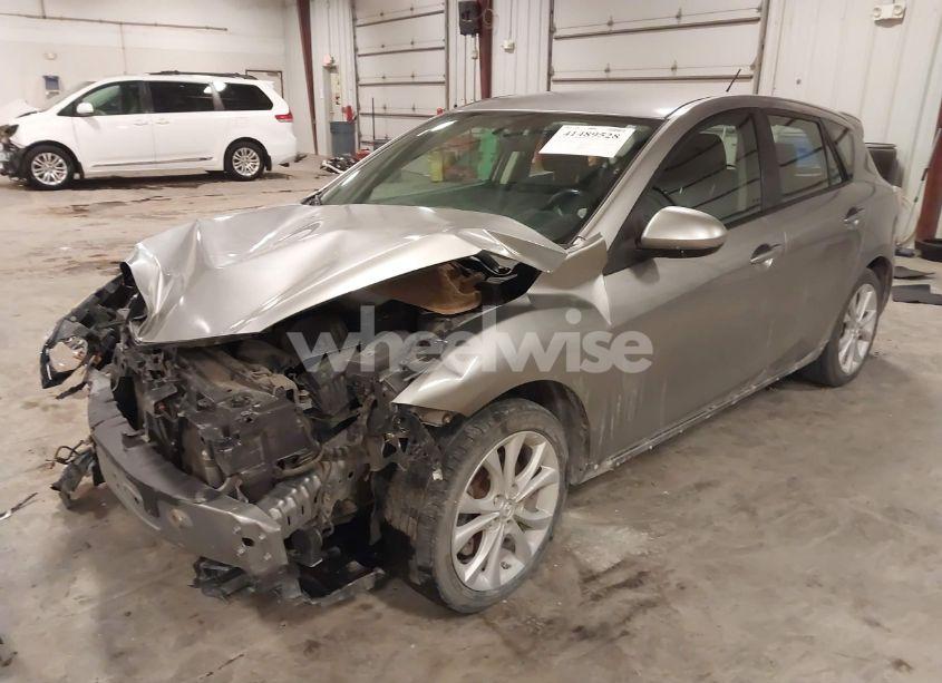 Photo 2 of 2011 Mazda Mazda3 S SPORT (VIN JM1BL1K52B1496866)