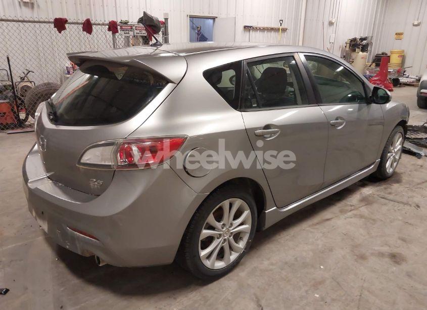 Photo 4 of 2011 Mazda Mazda3 S SPORT (VIN JM1BL1K52B1496866)