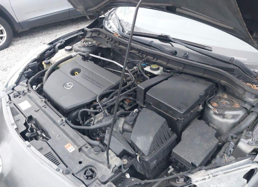 Photo 10 of 2011 Mazda Mazda3 S SPORT (VIN JM1BL1K57B1902429)