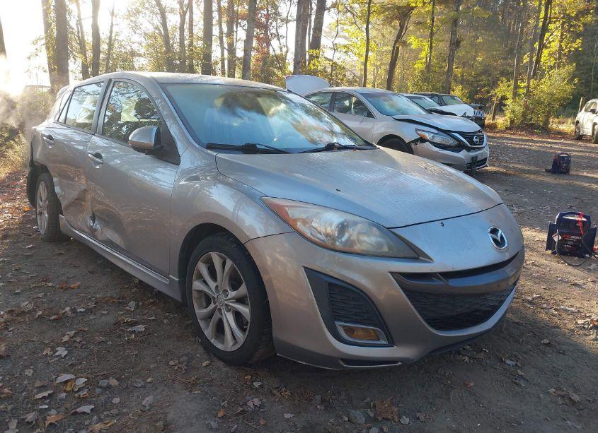 2011 Mazda Mazda3 S SPORT (VIN JM1BL1K58B1465749) main photo