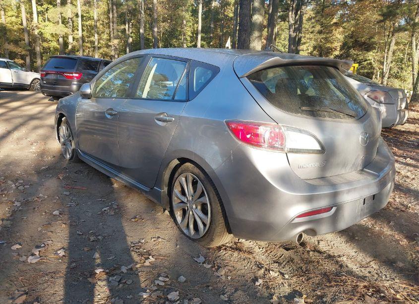 Photo 3 of 2011 Mazda Mazda3 S SPORT (VIN JM1BL1K58B1465749)