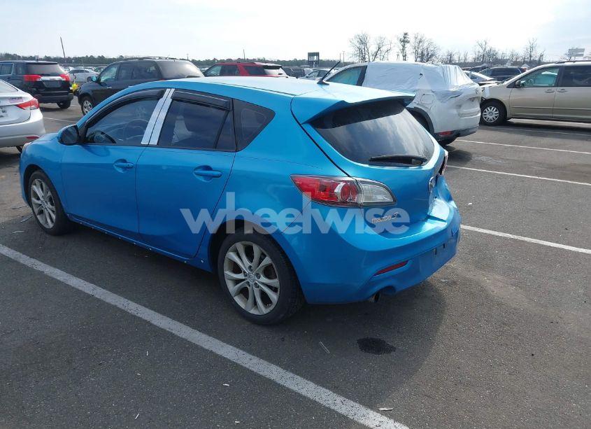 Photo 3 of 2011 Mazda Mazda3 S SPORT (VIN JM1BL1K5XB1401616)