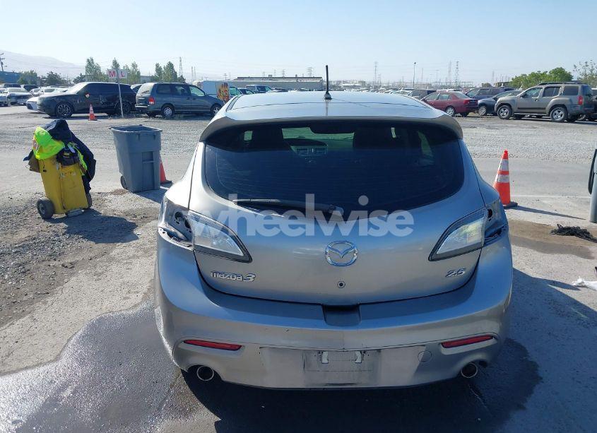 Photo 17 of 2011 Mazda Mazda3 S SPORT (VIN JM1BL1K62B1462208)