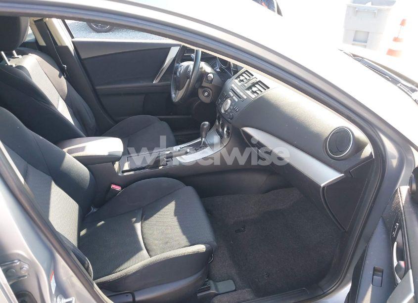 Photo 5 of 2011 Mazda Mazda3 S SPORT (VIN JM1BL1K62B1462208)