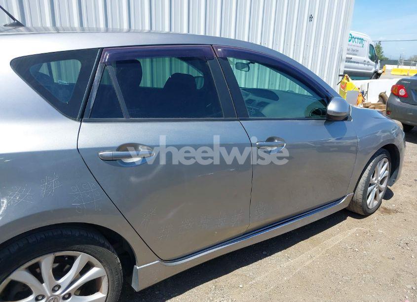 Photo 13 of 2011 Mazda Mazda3 S SPORT (VIN JM1BL1K63B1487408)