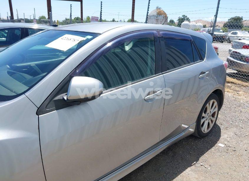 Photo 14 of 2011 Mazda Mazda3 S SPORT (VIN JM1BL1K63B1487408)