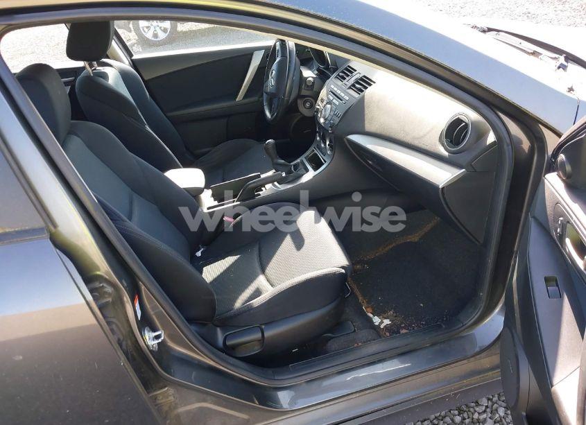 Photo 5 of 2011 Mazda Mazda3 S SPORT (VIN JM1BL1K64B1434488)
