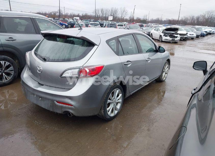 Photo 4 of 2011 Mazda Mazda3 S SPORT (VIN JM1BL1K65B1466348)