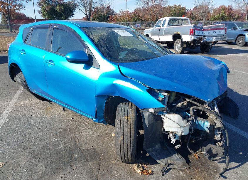 2011 Mazda 3 S (VIN JM1BL1K66B1360975) main photo