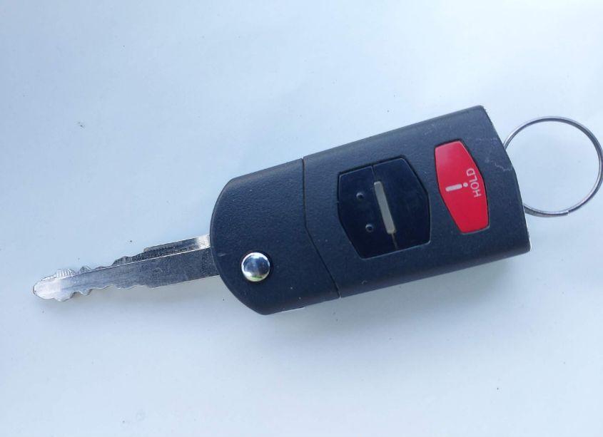 Photo 11 of 2011 Mazda 3 S (VIN JM1BL1K66B1360975)