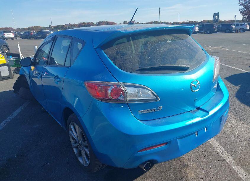 Photo 3 of 2011 Mazda 3 S (VIN JM1BL1K66B1360975)