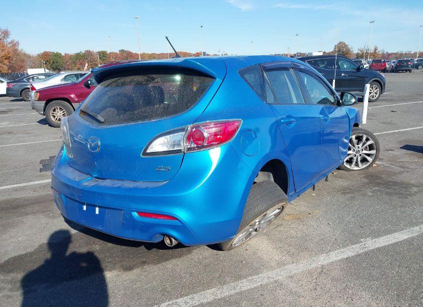 Photo 4 of 2011 Mazda 3 S (VIN JM1BL1K66B1360975)