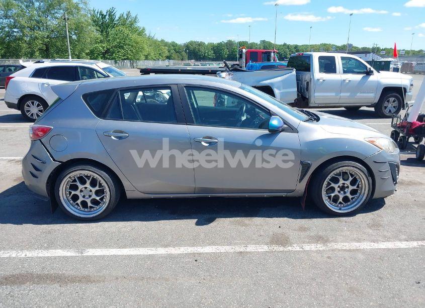 Photo 13 of 2011 Mazda Mazda3 S SPORT (VIN JM1BL1K66B1416350)