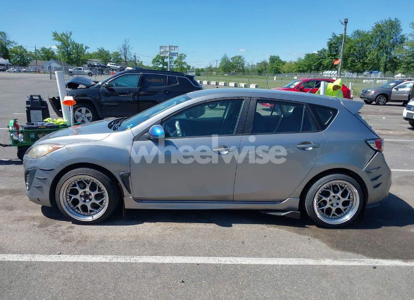 Photo 14 of 2011 Mazda Mazda3 S SPORT (VIN JM1BL1K66B1416350)