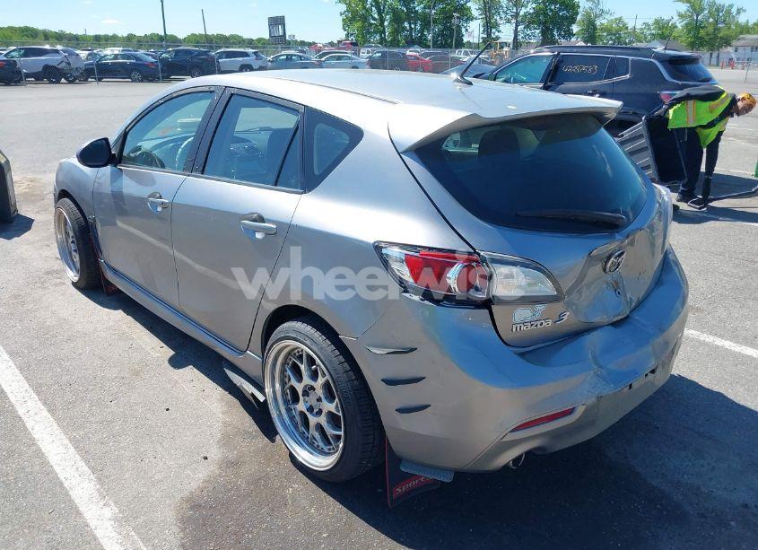 Photo 3 of 2011 Mazda Mazda3 S SPORT (VIN JM1BL1K66B1416350)