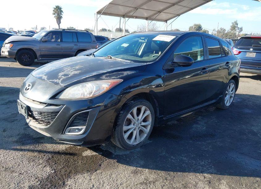 Photo 2 of 2011 Mazda Mazda3 S SPORT (VIN JM1BL1K67B1406037)