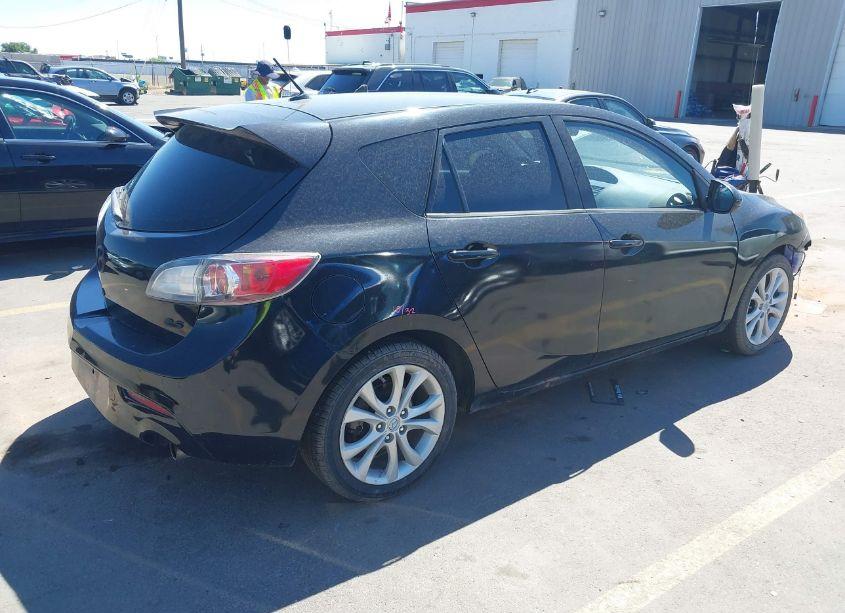 Photo 4 of 2011 Mazda Mazda3 S SPORT (VIN JM1BL1K69B1461086)