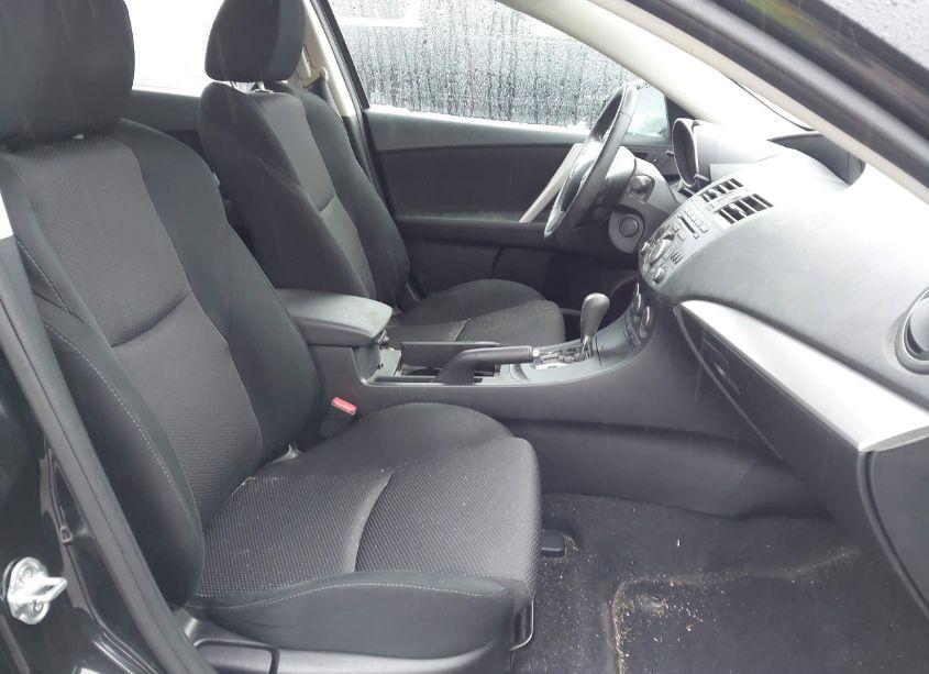 Photo 5 of 2012 Mazda Mazda3 S TOURING (VIN JM1BL1L50C1573699)
