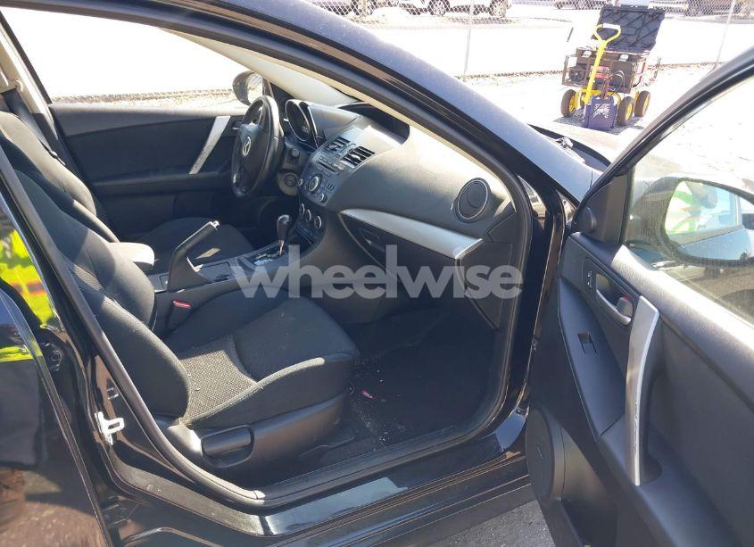 Photo 5 of 2012 Mazda Mazda3 S TOURING (VIN JM1BL1L52C1678258)