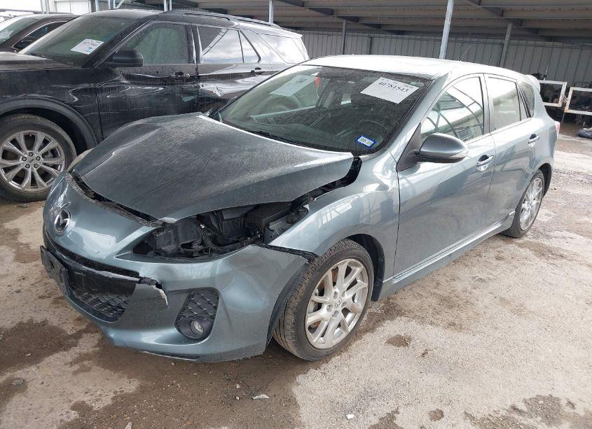 Photo 2 of 2012 Mazda Mazda3 S TOURING (VIN JM1BL1L57C1578981)