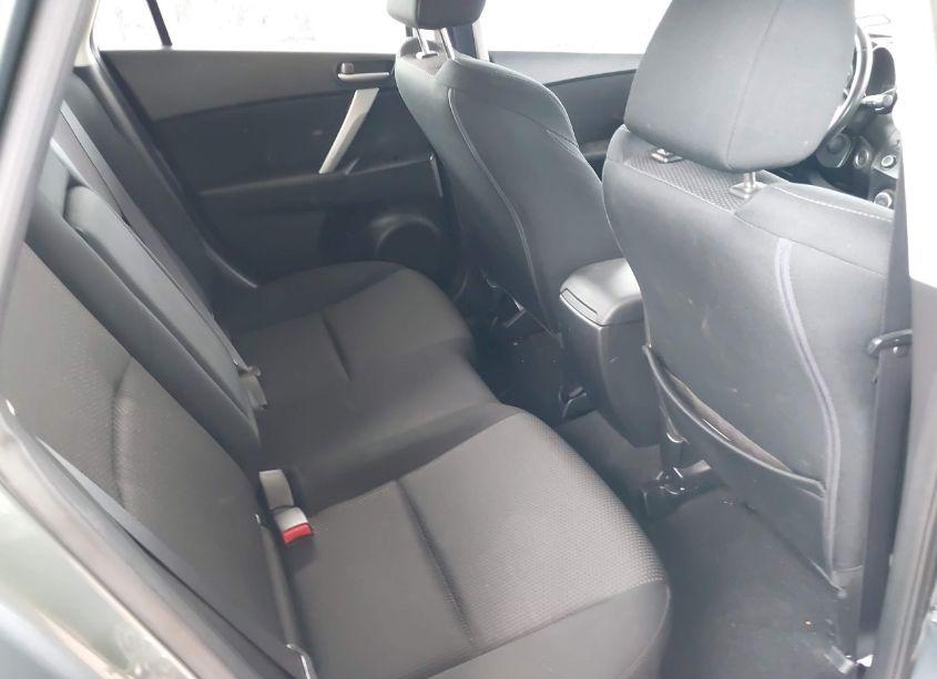 Photo 8 of 2012 Mazda Mazda3 S TOURING (VIN JM1BL1L57C1578981)