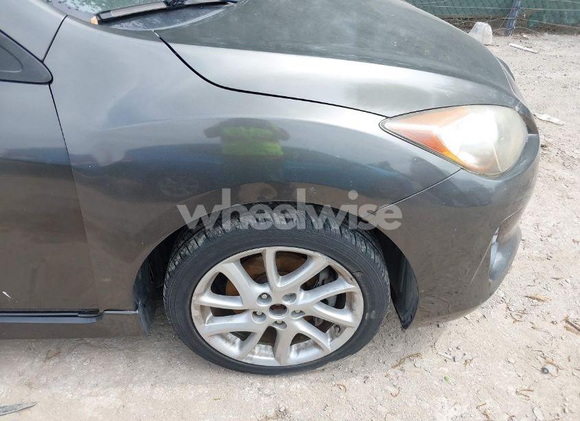 Photo 6 of 2012 Mazda Mazda3 S TOURING (VIN JM1BL1L5XC1503577)