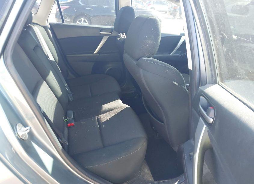 Photo 8 of 2012 Mazda Mazda3 S TOURING (VIN JM1BL1L68C1505627)